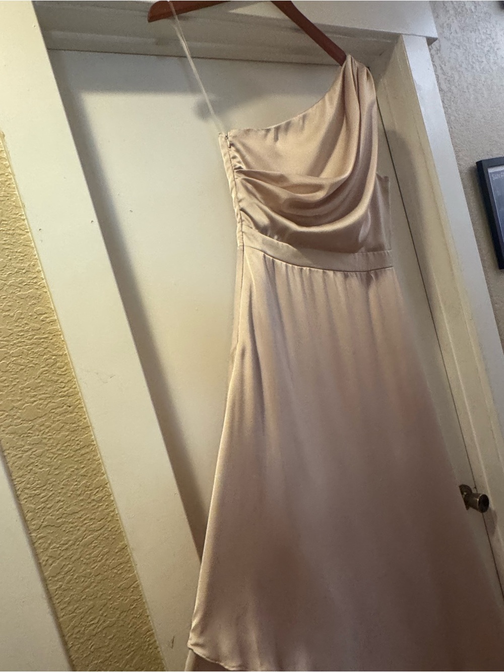 NWT TFNC London Delali One Shoulder Satin Maxi Dress Blush Champagne Size 10 - Picture 2 of 16
